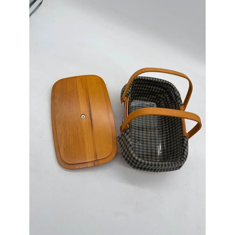 Longaberger 1999 Woven Memories Homestead Basket with Lid Liner and Protector
